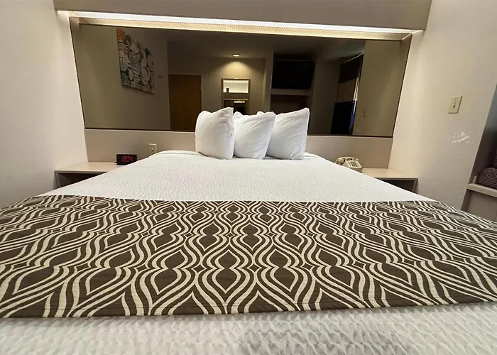 Microtel By Wyndham Hotel