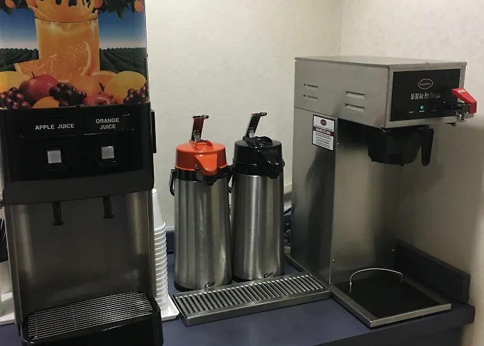 Microtel By Wyndham Hotel 2*