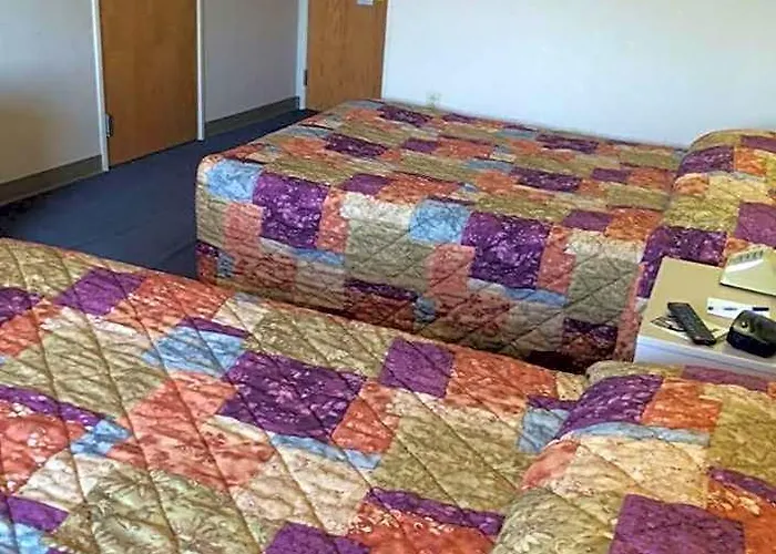 Microtel By Wyndham Hotel Champaign