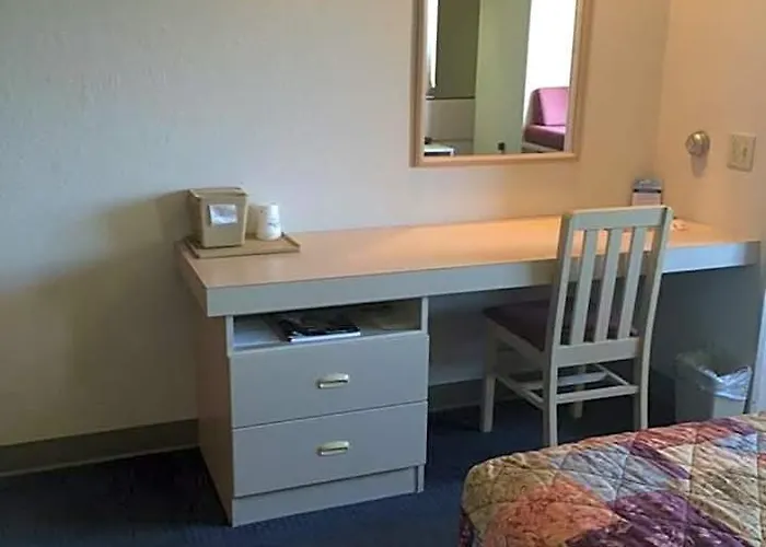 Hotel Microtel By Wyndham