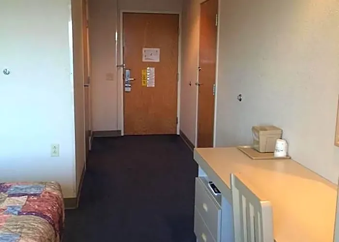 Microtel By Wyndham Hotel
