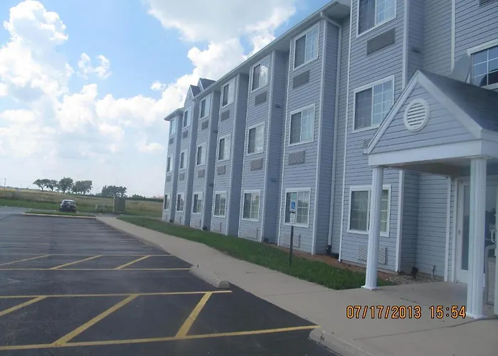Hotel Microtel By Wyndham 2*